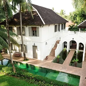 5* Resort Satri House